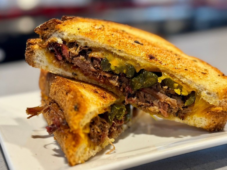 barbecue sandwich