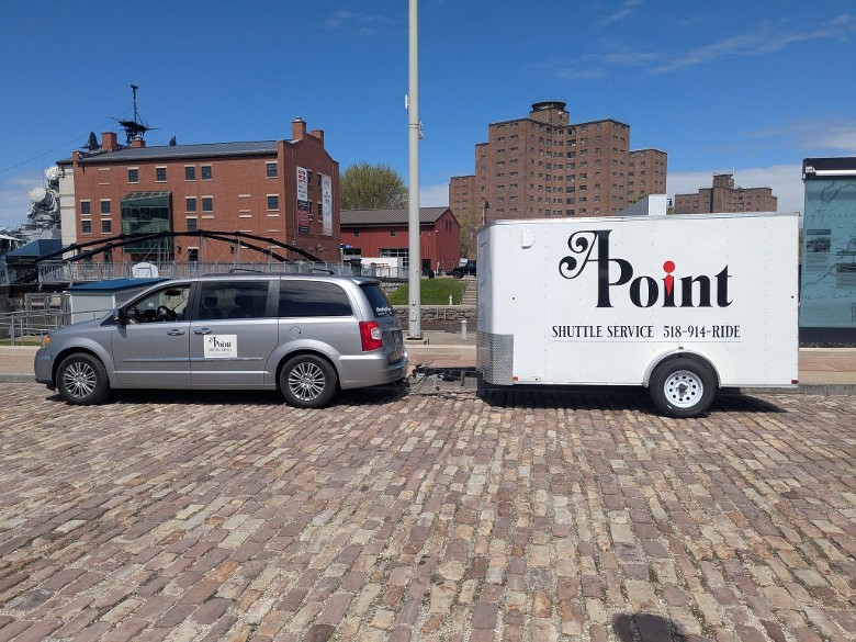 APoint Shuttle car and trailer
