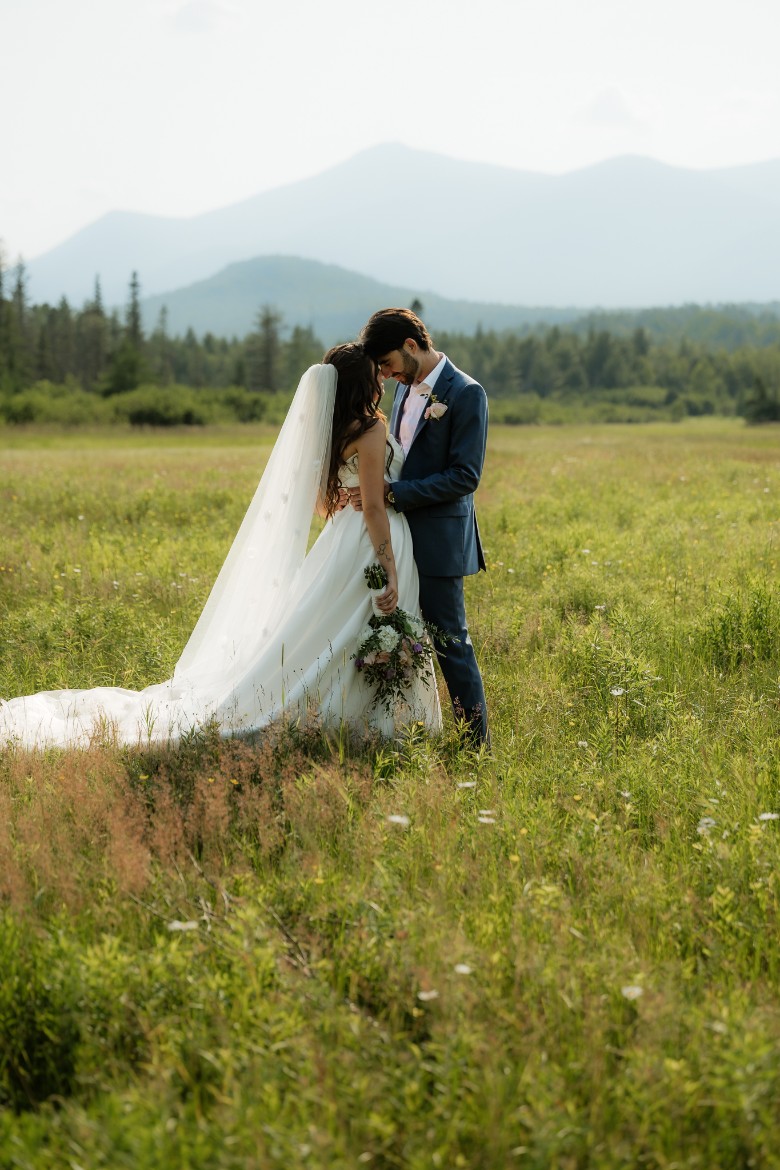 wedding couple in field