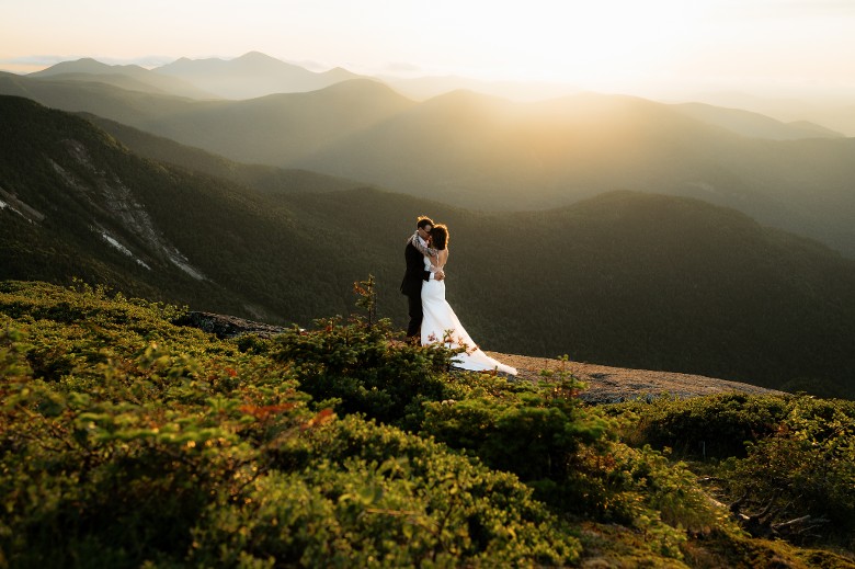 wedding couple on mountain
