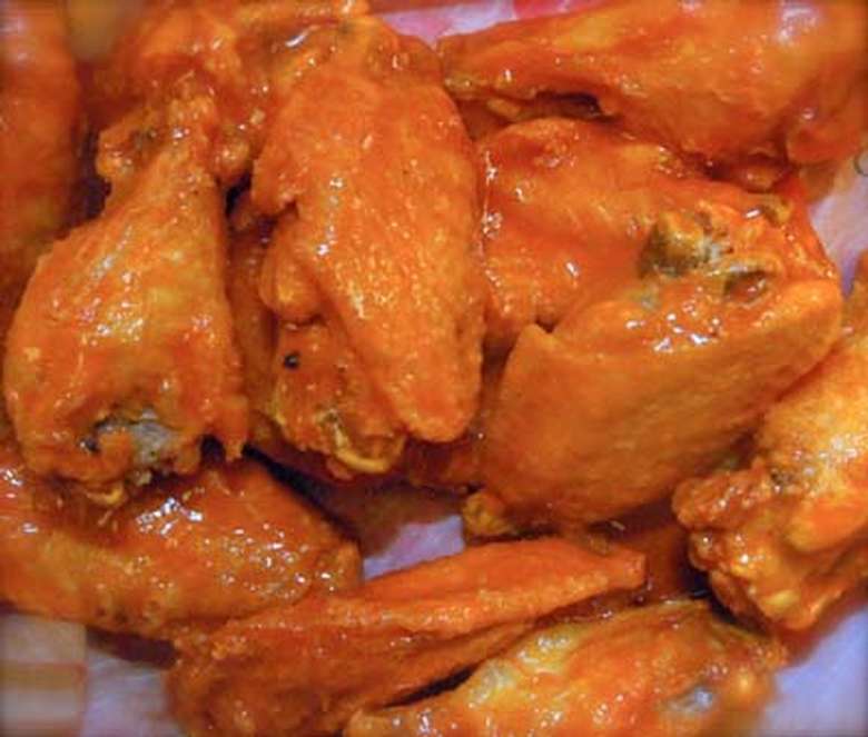 saucy chicken wings