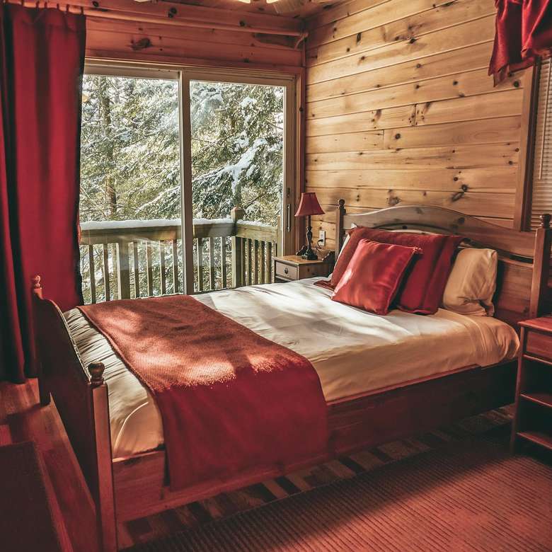 bedroom in cabin