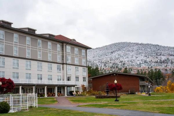 fort william henry in late fall/wearly winter
