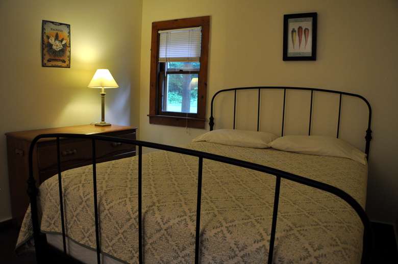 Pine Grove Cottages Charming Vacation Rentals In Lake George Ny