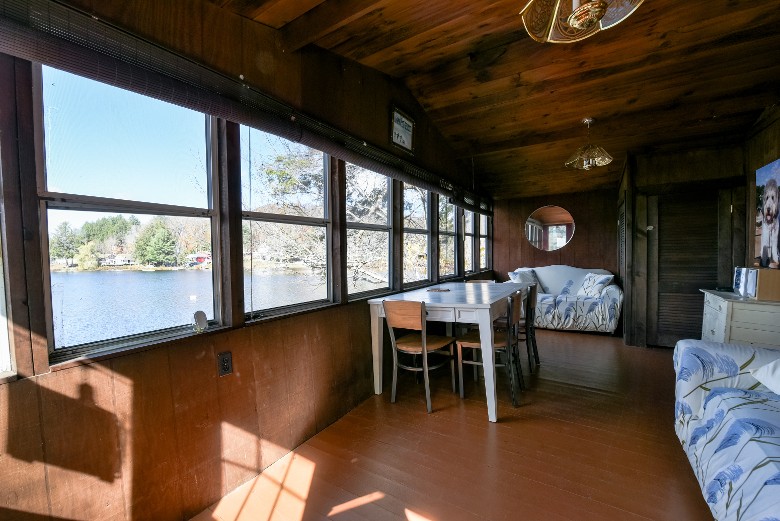 Ava's Sunroom/Dining Room