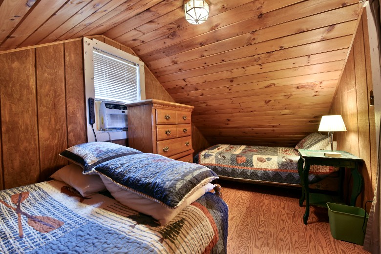 2nd floor Full & Twin Bedroom
