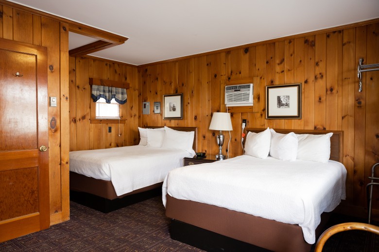 Cottage with 2 double beds