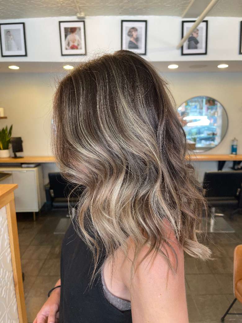 Blended Blonde Foilayage | crafted by Jaysie Walts, Session Stylist + Owner