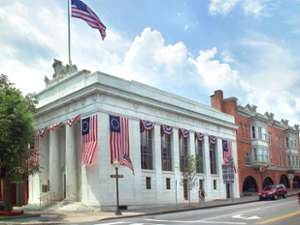 exterior of the Adirondack Trust Company building in Saratoga Springs