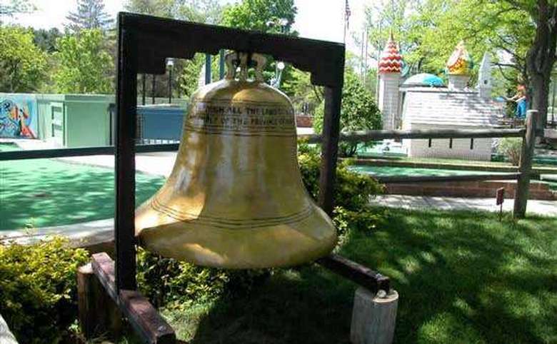 Liberty Bell replica at Around the World Golf Course