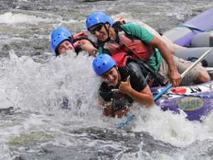 people whitewater rafting