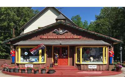 Lake George Shopping: Shop 'till You Drop at Gift Shops, Outlets & More