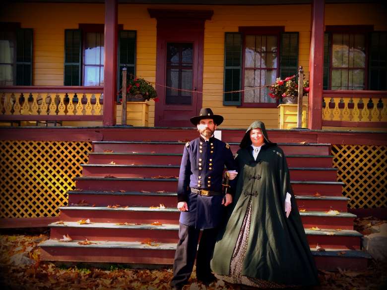 General & Mrs. Grant reenactors at Grant Cottage