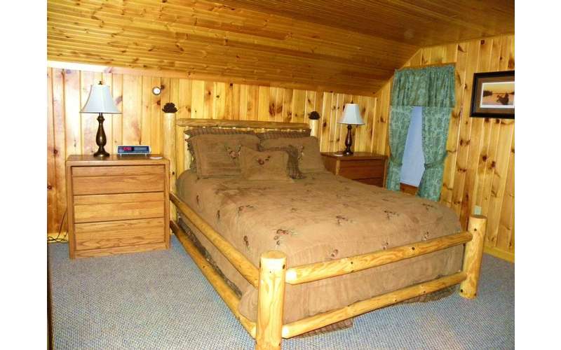 Lake Vanare Cabins & Lodge in Lake Luzerne, NY: Rustic and Cozy Lodging ...