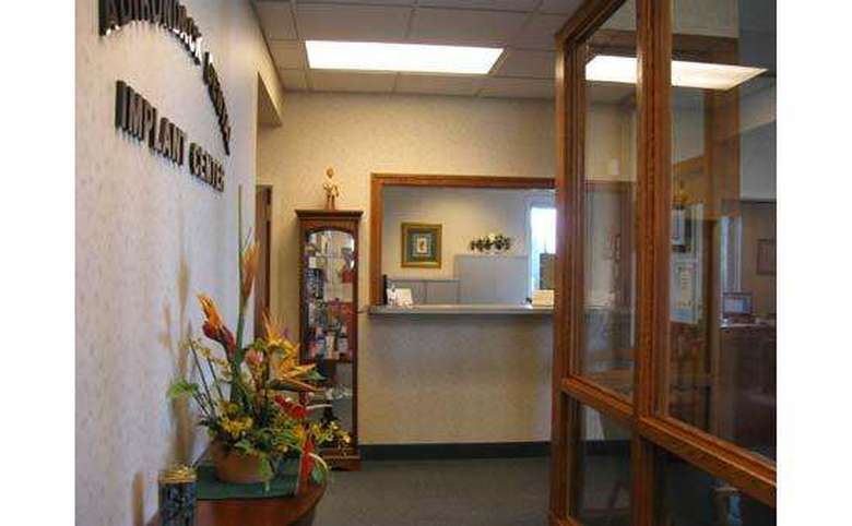 adirondack dental implant center check in/out counter