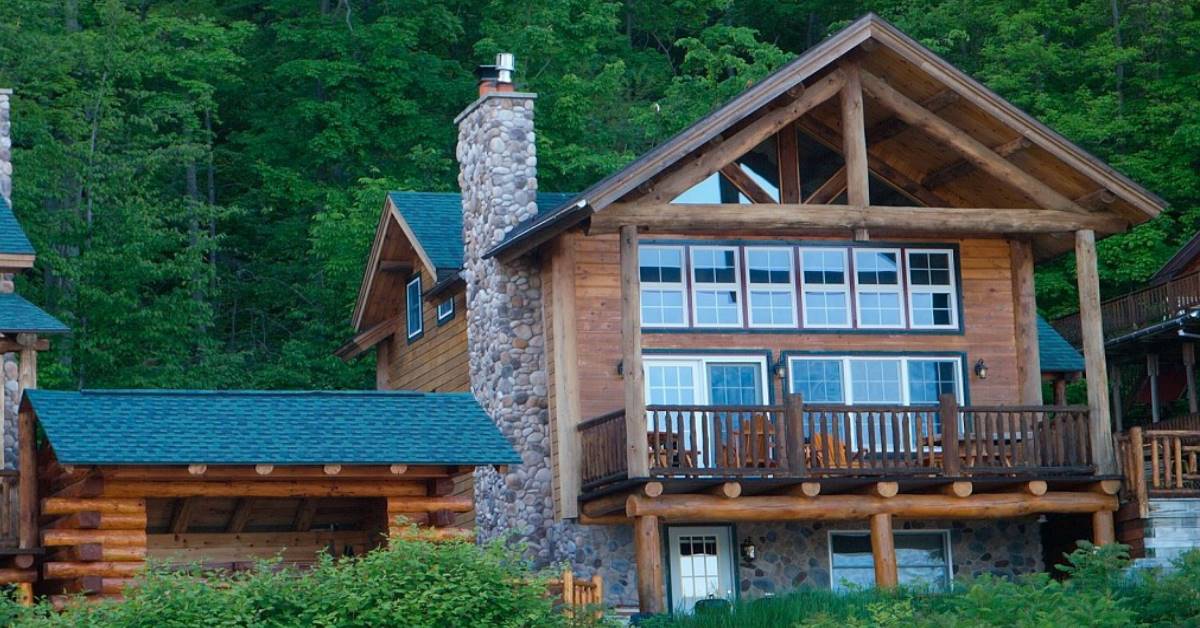 Pet Friendly Lodging In Lake George Find Cabins Cottages In