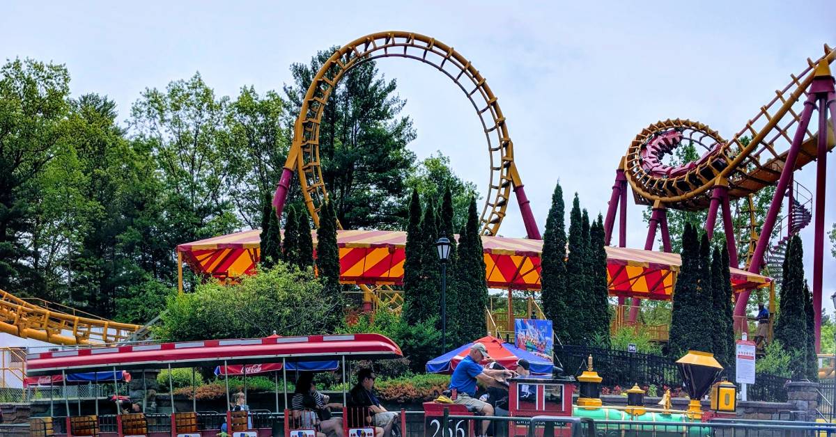 Find Lake Attractions & Amusement Parks On Your