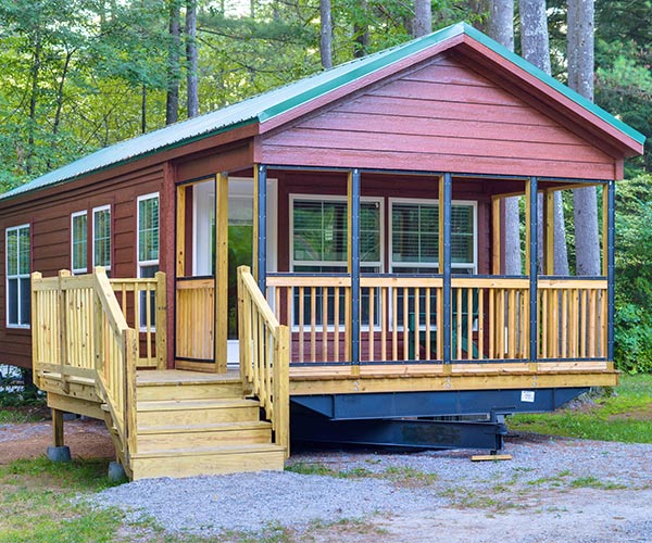 cabin at lake george escape