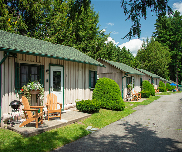 Cabins at McEnaney's Lincoln Log Colony