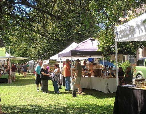 a vendor market outside