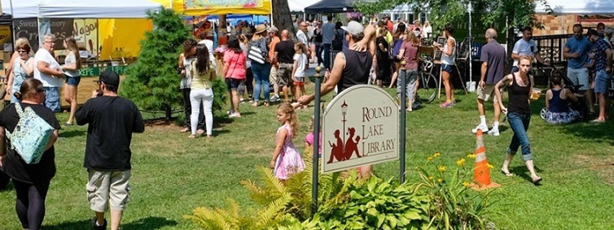 outdoor market and people