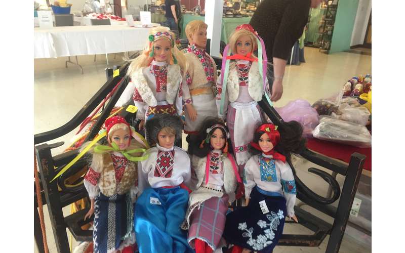 dolls dressed in polish attire