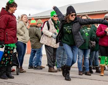 people Irish road bowling