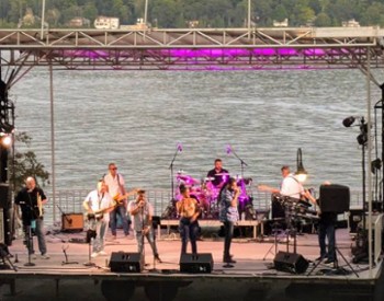 fridays at the lake band