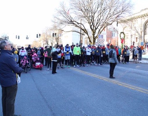 participants waiting for the race to start