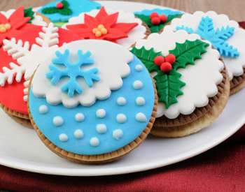 decorated christmas cookies