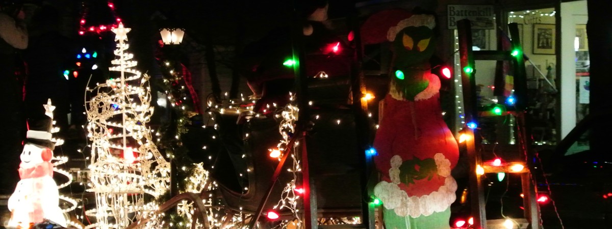 Lighted Holiday Parade in Cambridge Photo