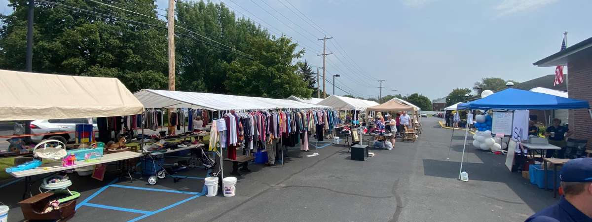 vendors at outdoor sale