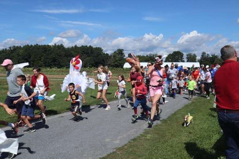people running
