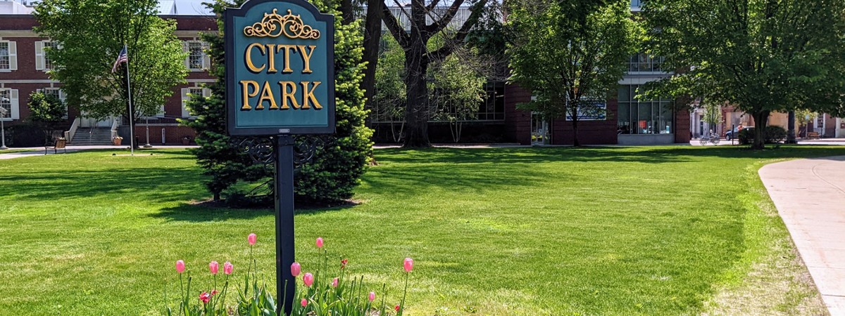 city park sign in glens falls