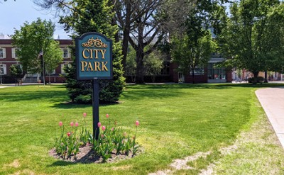 city park sign in glens falls