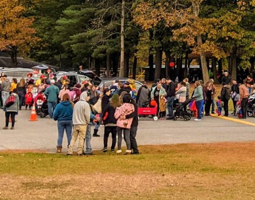 trunk or treat crowd