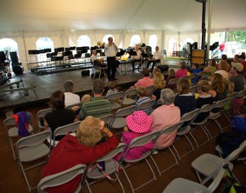 Children's concert at Arrowhead Park