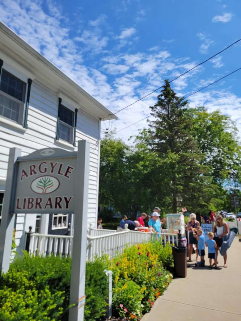 Library Sale & Argyle TownWide Garage Sale Saturday, Oct 8, 2022