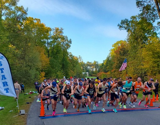 people at start of race