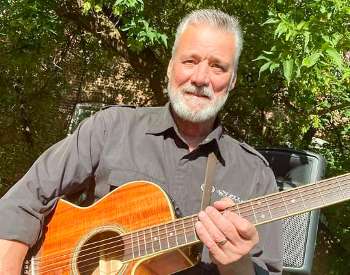 Live Music w/ Chuck Kelsey