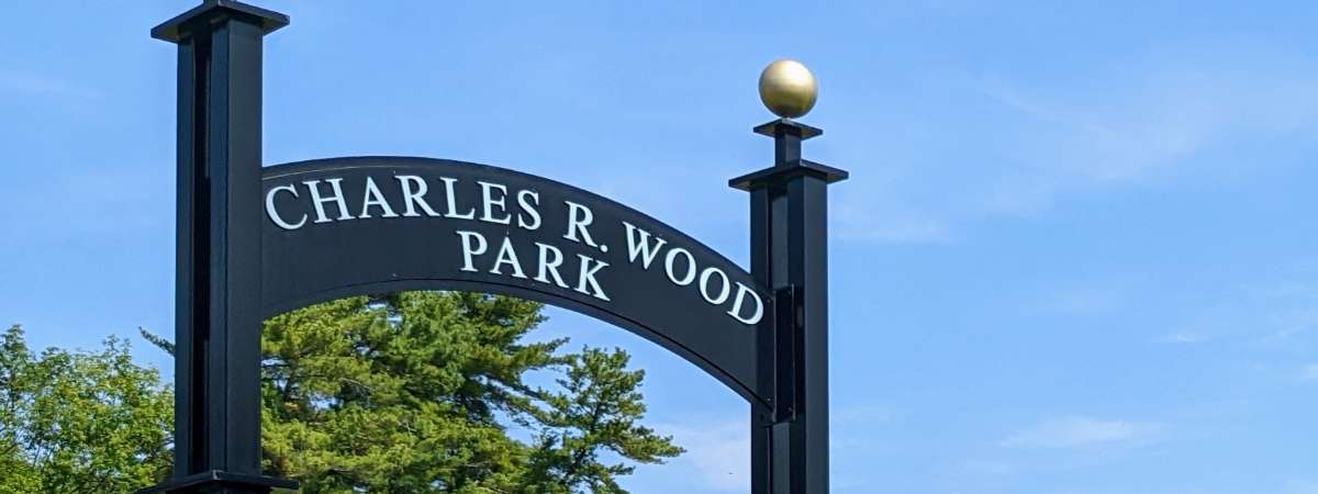 charles r wood park sign