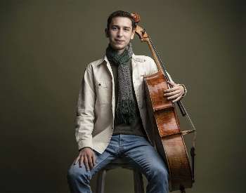 Oliver Herbert, cello