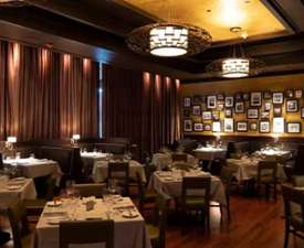 interior of duke's chophouse at rivers casino resort