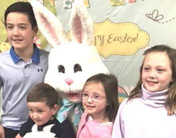 Kids love the Easter Bunny!