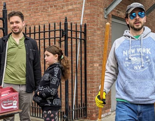 people at earth day cleanup
