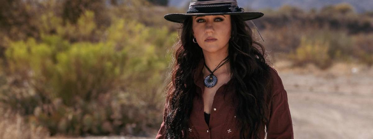 woman in cowboy hat