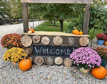 Welcome sign!