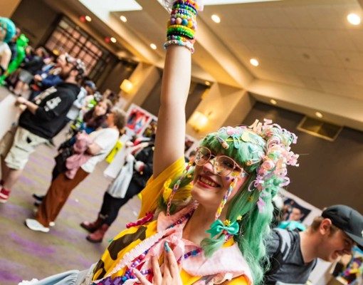 saratoga comic con characters