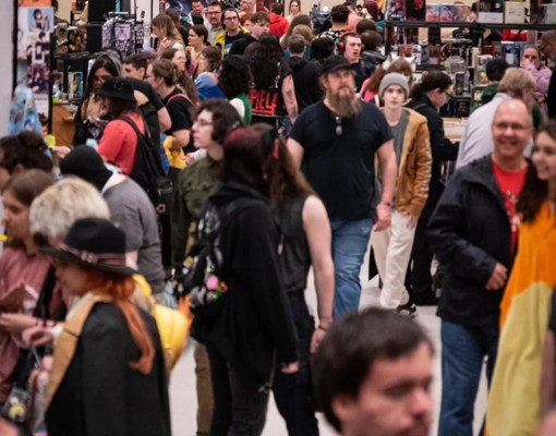 saratoga comic con characters