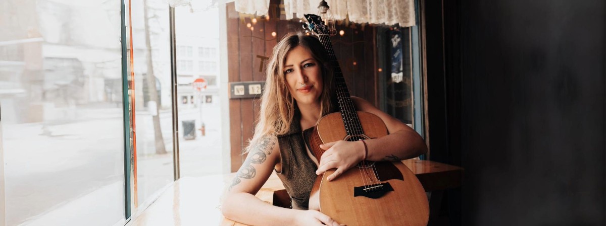 Live Music Series: Featuring Jess Jones